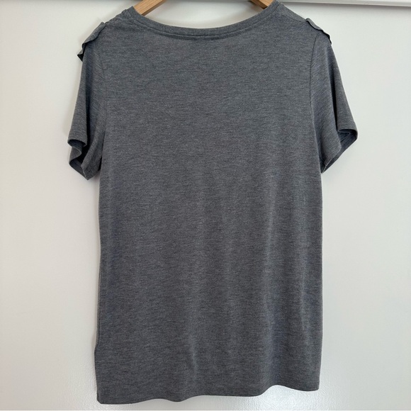 Express Gray‎ Ruffle T Shirt - Picture 2 of 5